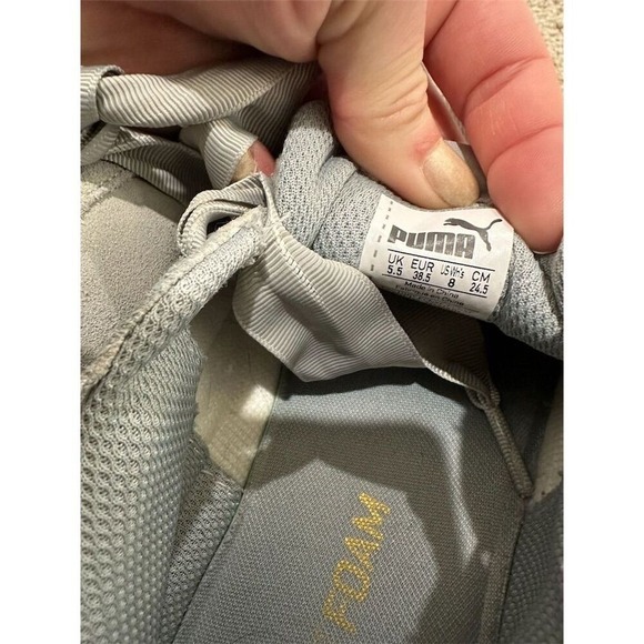 PUMA Vikky‎ Ribbon Women's Sneakers Gray Size 8 Athletic Shoes - Picture 7 of 7